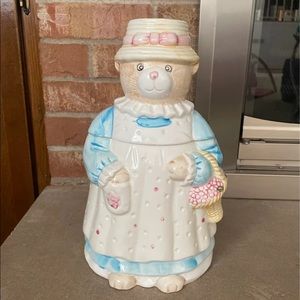 Bear cookie jar